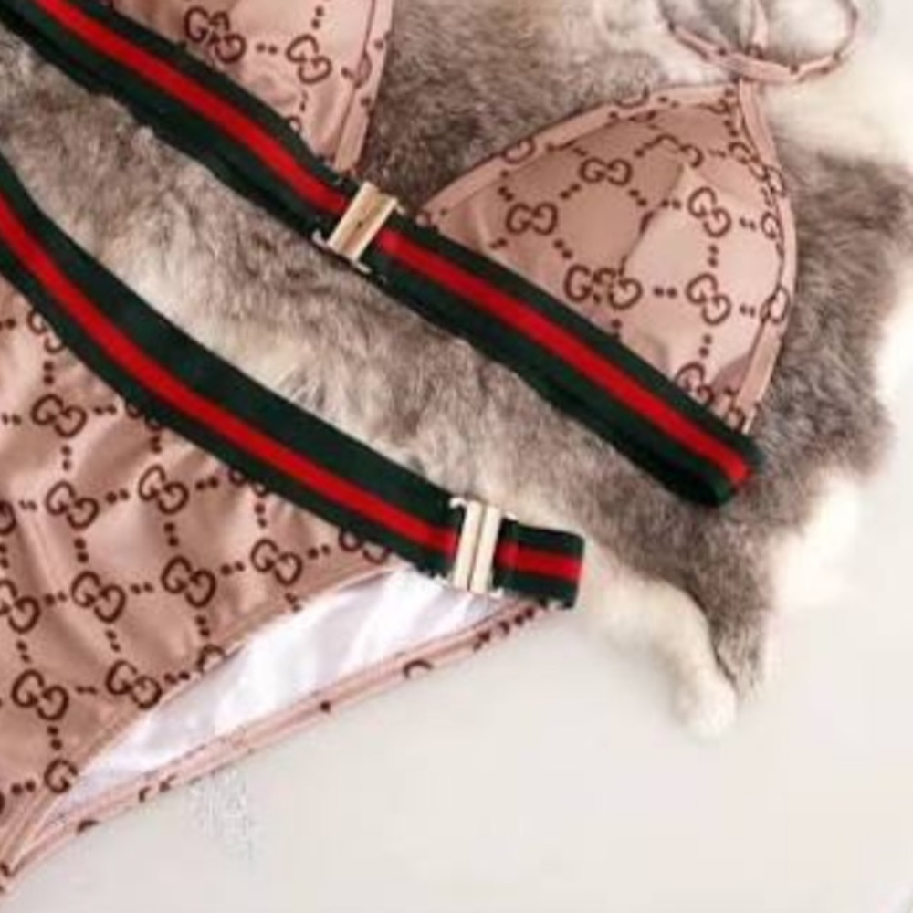 Meet your Posher, Alexa